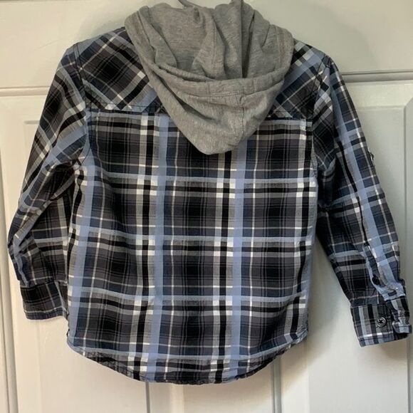 Kenneth Cole Reaction Boys Long Sleeve Shirt size 3T with hoodie, Rolled Sleeves - Picture 5 of 7